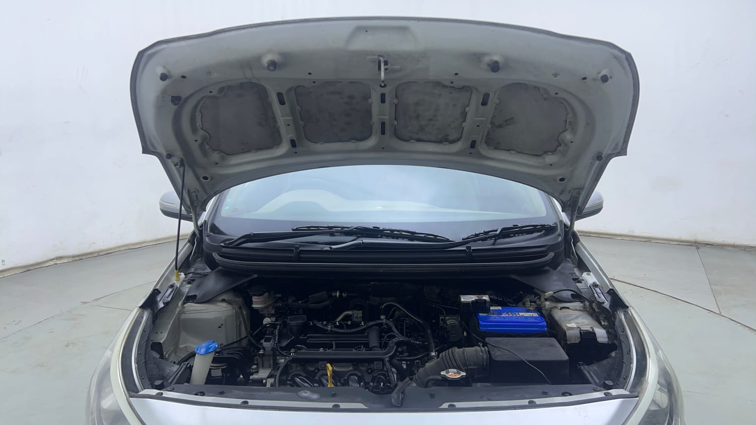 Used 2018 Hyundai Elite i20 Asta 1.2 Petrol Manual engine ENGINE & BONNET OPEN FRONT VIEW