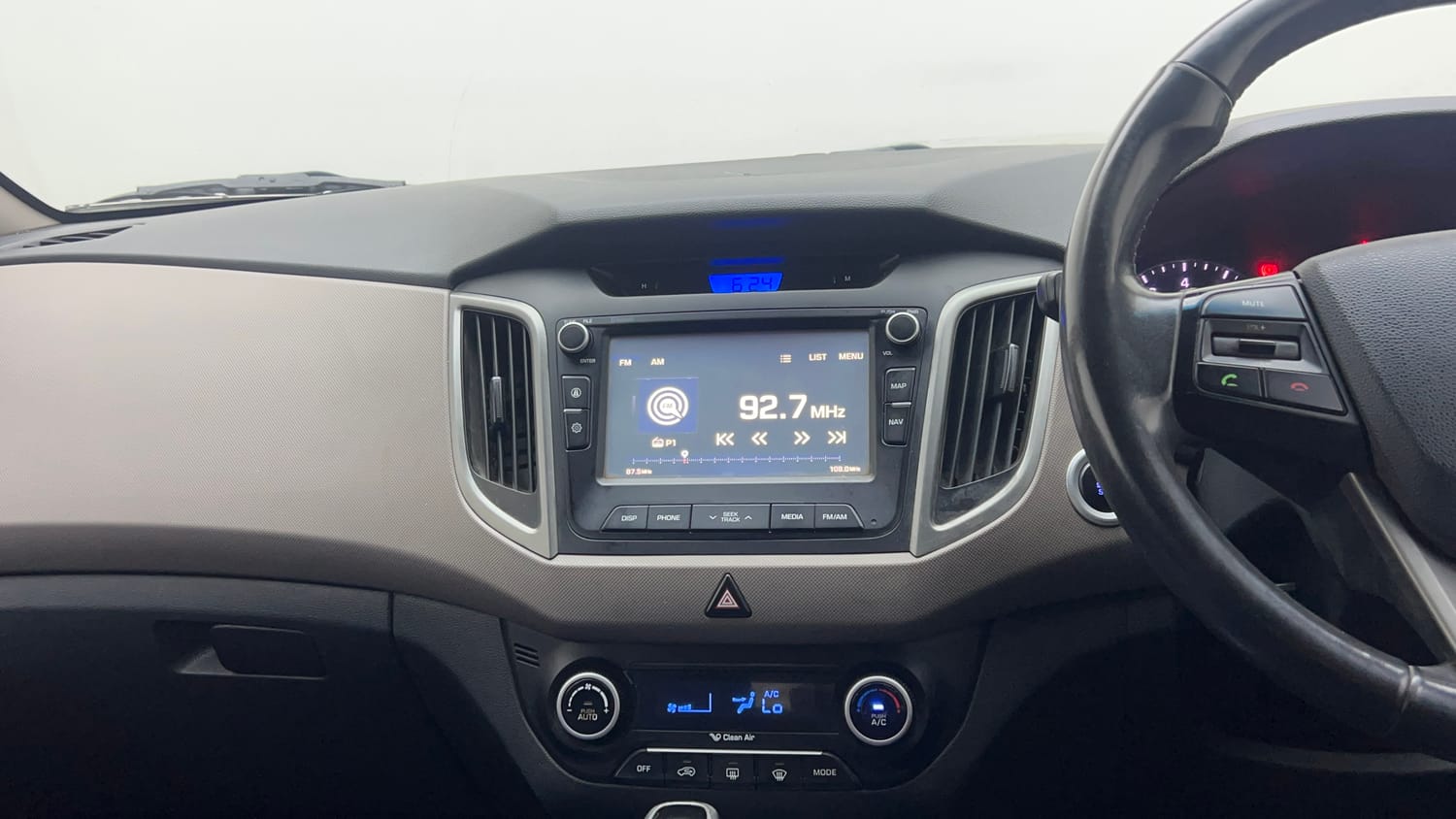 Used 2016 Hyundai Creta 1.6 SX Plus AT Petrol Petrol Automatic top_features Integrated (in-dash) music system