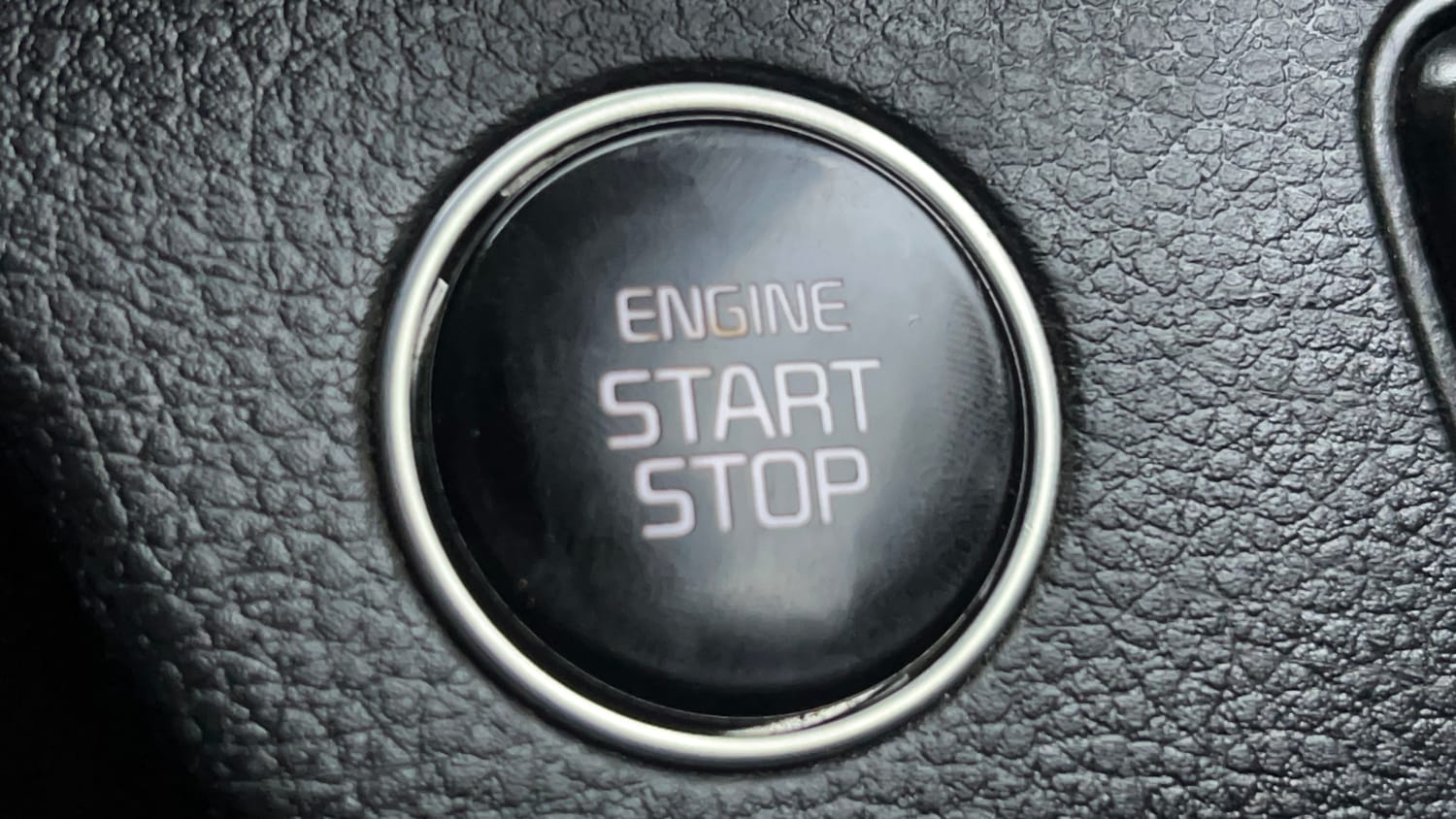Used 2020 Kia Seltos GTK 1.4 Petrol Manual top_features Keyless start