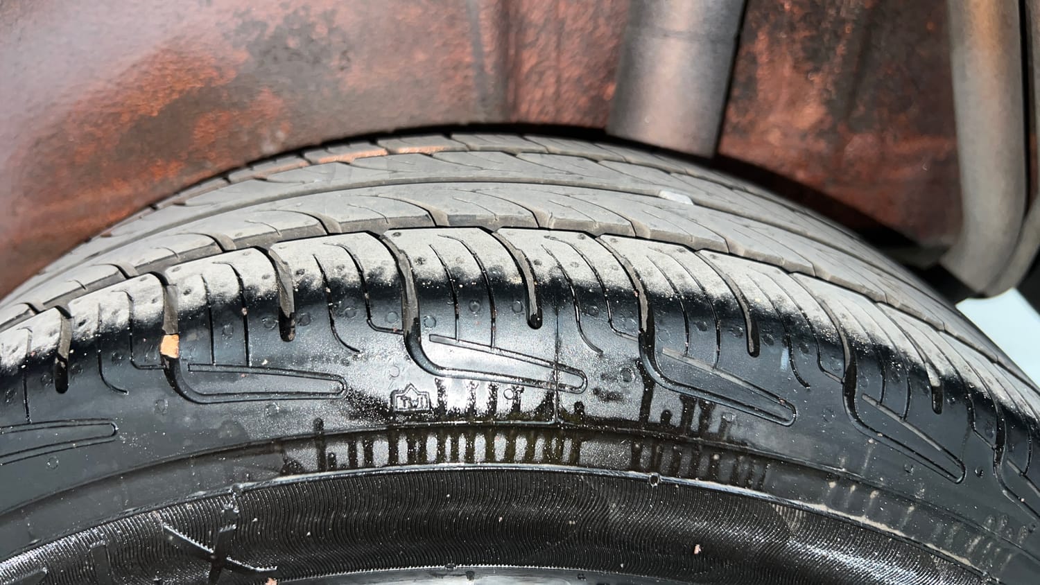 Used 2019 Maruti Suzuki Wagon R VXi 1.2 Petrol Manual tyres LEFT REAR TYRE TREAD VIEW