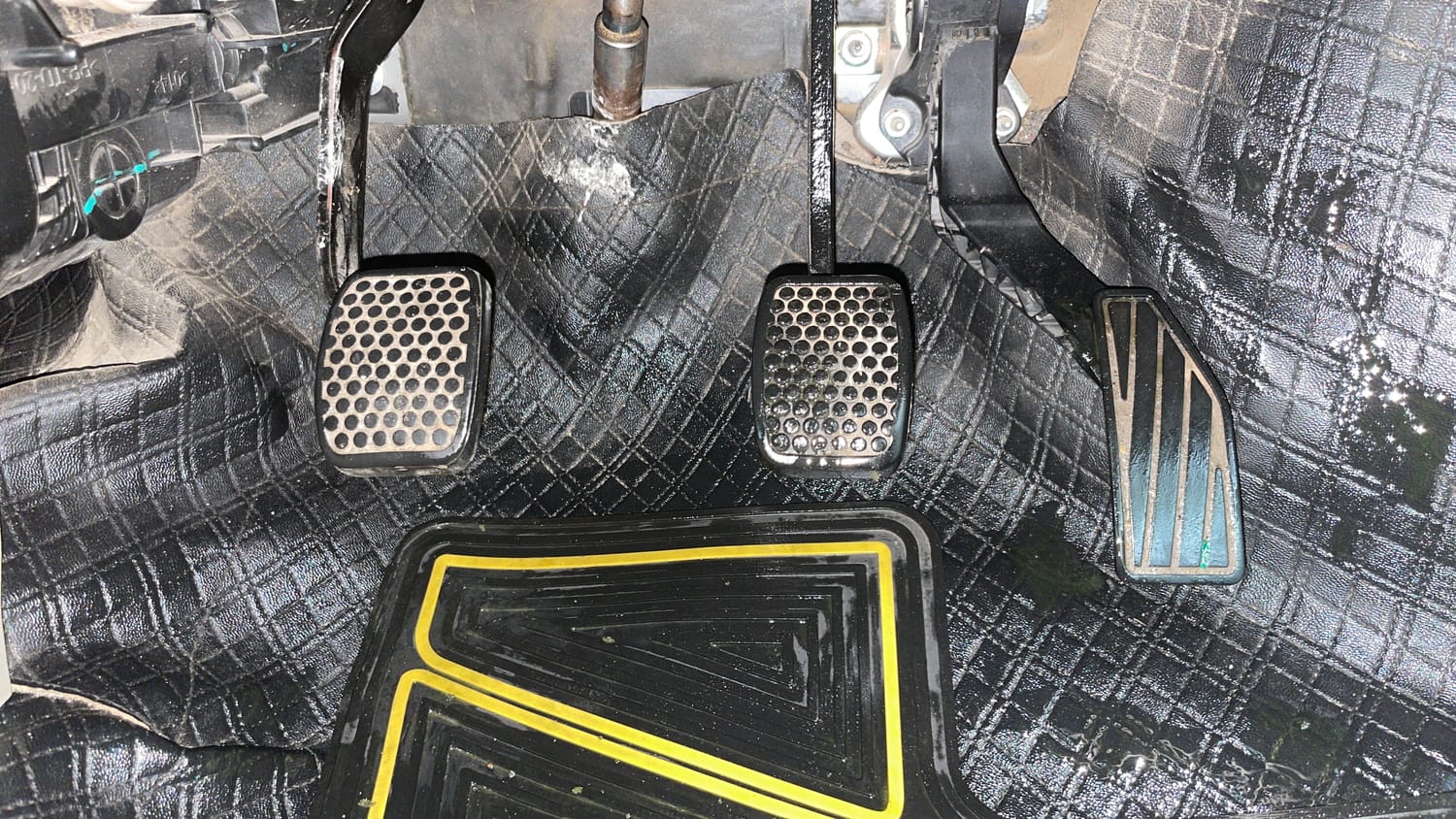Used 2020 Maruti Suzuki Alto K10 VXi Petrol Manual interior PEDALS VIEW