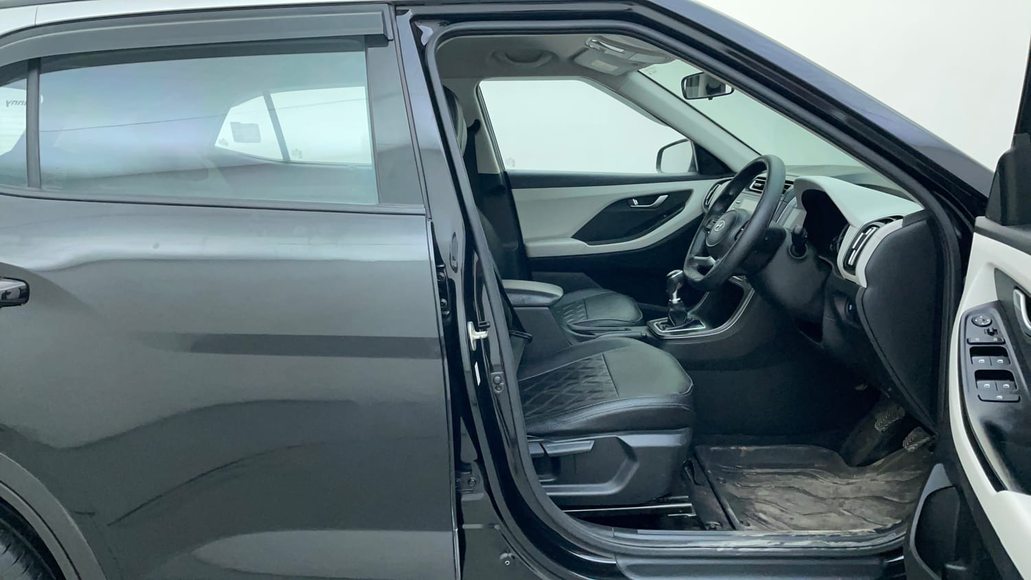 Used 2022 Hyundai Creta S 1.5 Petrol Petrol Manual interior RIGHT SIDE FRONT DOOR CABIN VIEW