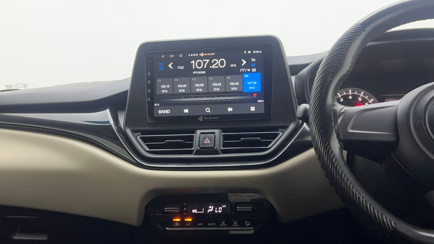 Used 2023 Toyota Glanza E Petrol Manual interior MUSIC SYSTEM & AC CONTROL VIEW
