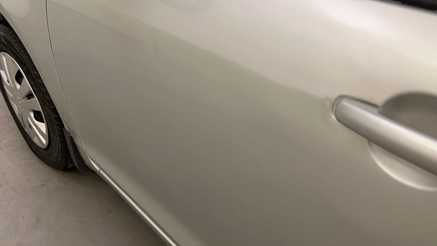 Used 2012 Maruti Suzuki Swift Dzire VXI Petrol Manual dents MINOR SCRATCH