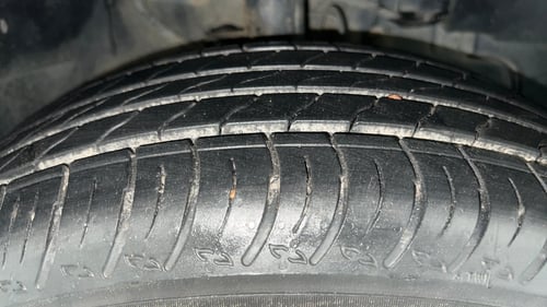 Used 2020 Tata Nexon XM (S) Petrol Manual tyres RIGHT FRONT TYRE TREAD VIEW