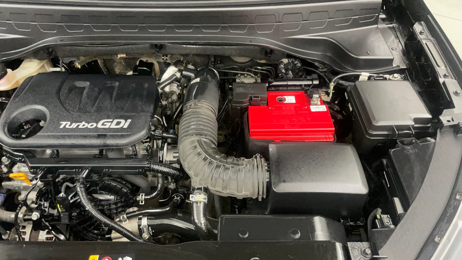 Used 2023 Kia Sonet HTX 1.0 iMT Petrol Manual engine ENGINE LEFT SIDE VIEW