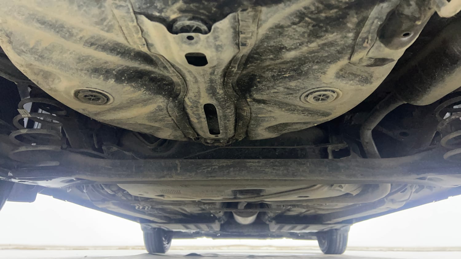 Used 2022 Maruti Suzuki Swift VXi Petrol Manual extra REAR UNDERBODY VIEW (TAKEN FROM REAR)