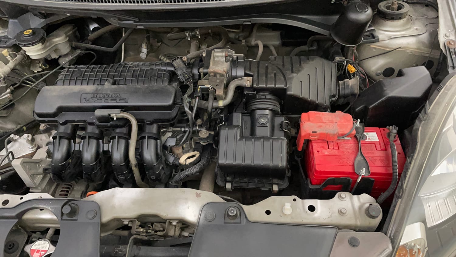 Used 2015 Honda Brio E MT Petrol Manual engine ENGINE LEFT SIDE VIEW