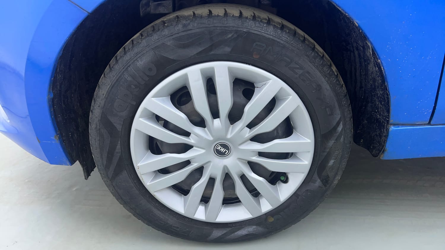 Used 2020 Tata Tiago XT Petrol Manual tyres LEFT FRONT TYRE RIM VIEW