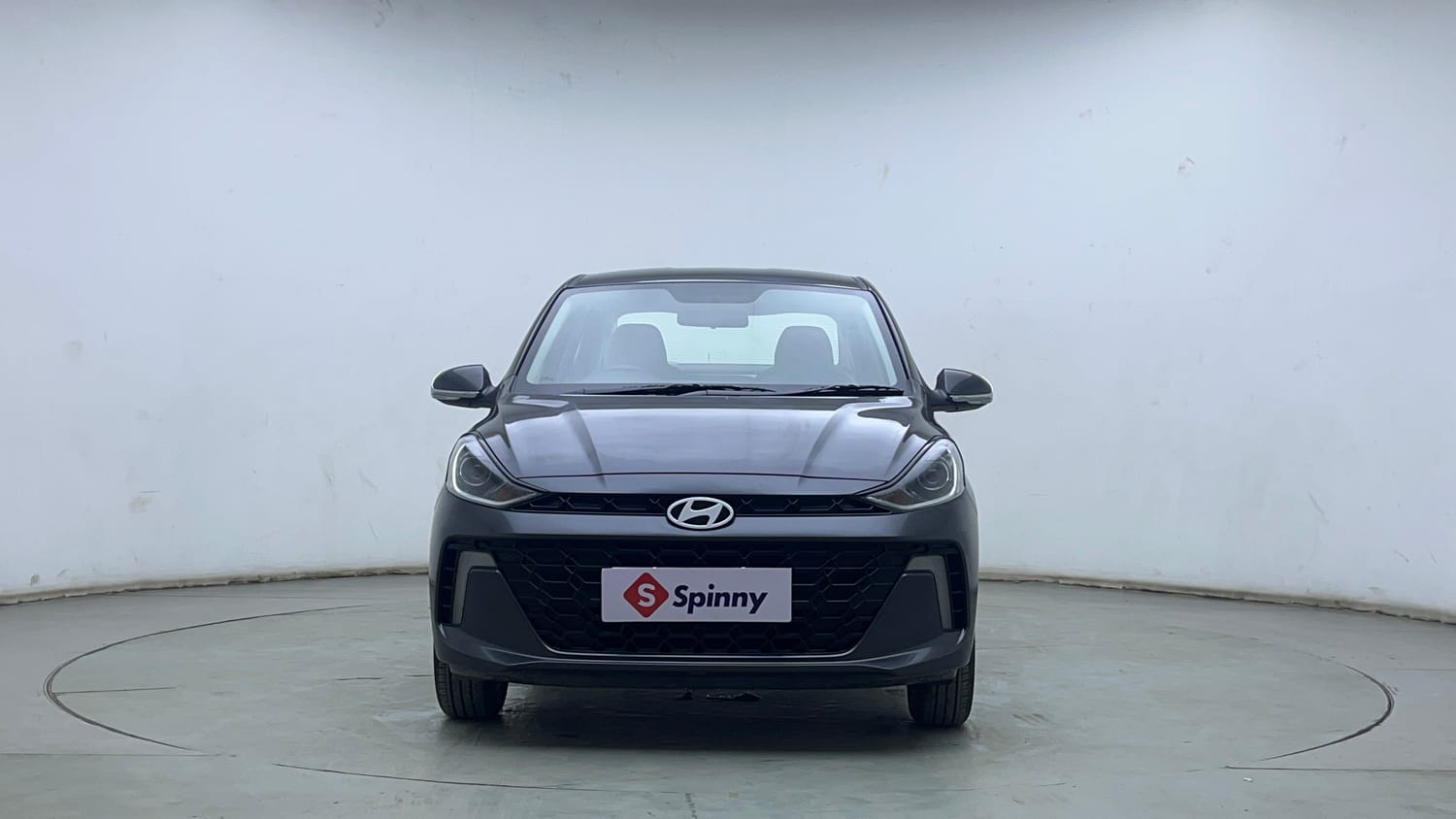Used 2026 Hyundai Aura SX Plus 1.2 AMT Petrol Petrol Automatic exterior FRONT VIEW