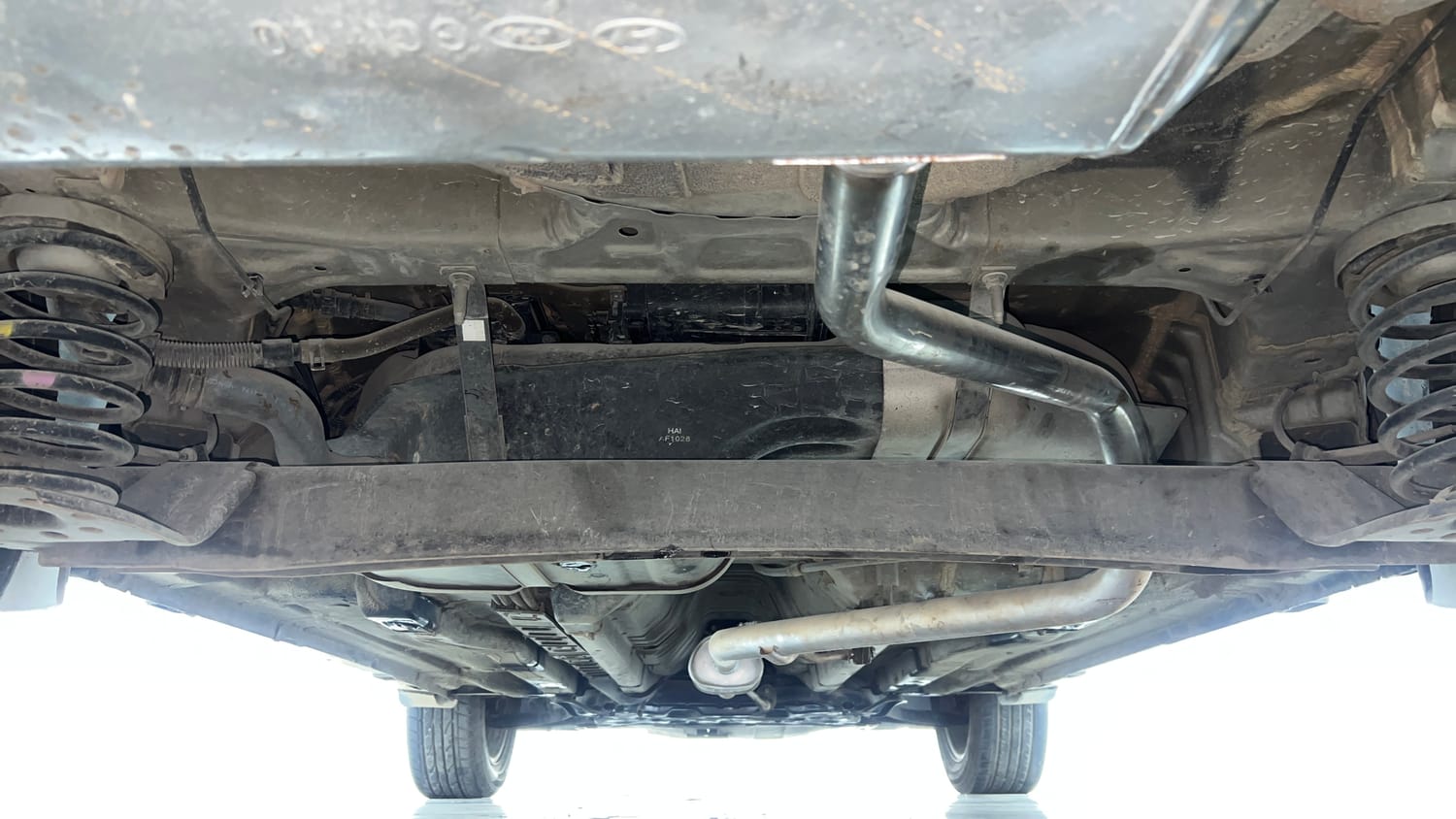 Used 2016 Hyundai Creta 1.6 SX Plus AT Petrol Petrol Automatic extra REAR UNDERBODY VIEW (TAKEN FROM REAR)