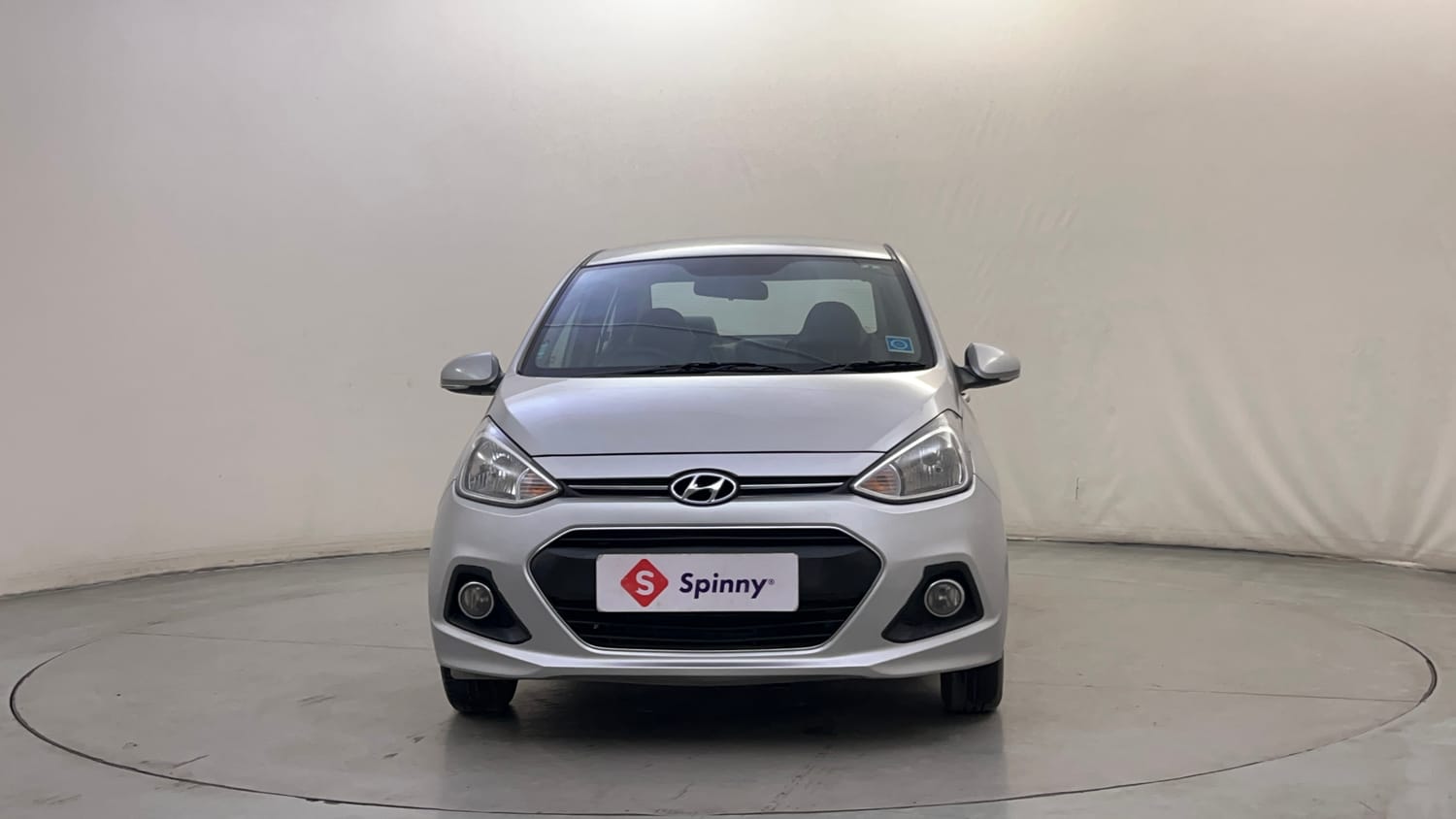 Used 2014 Hyundai Xcent SX AT 1.2 (O) Petrol Automatic exterior FRONT VIEW