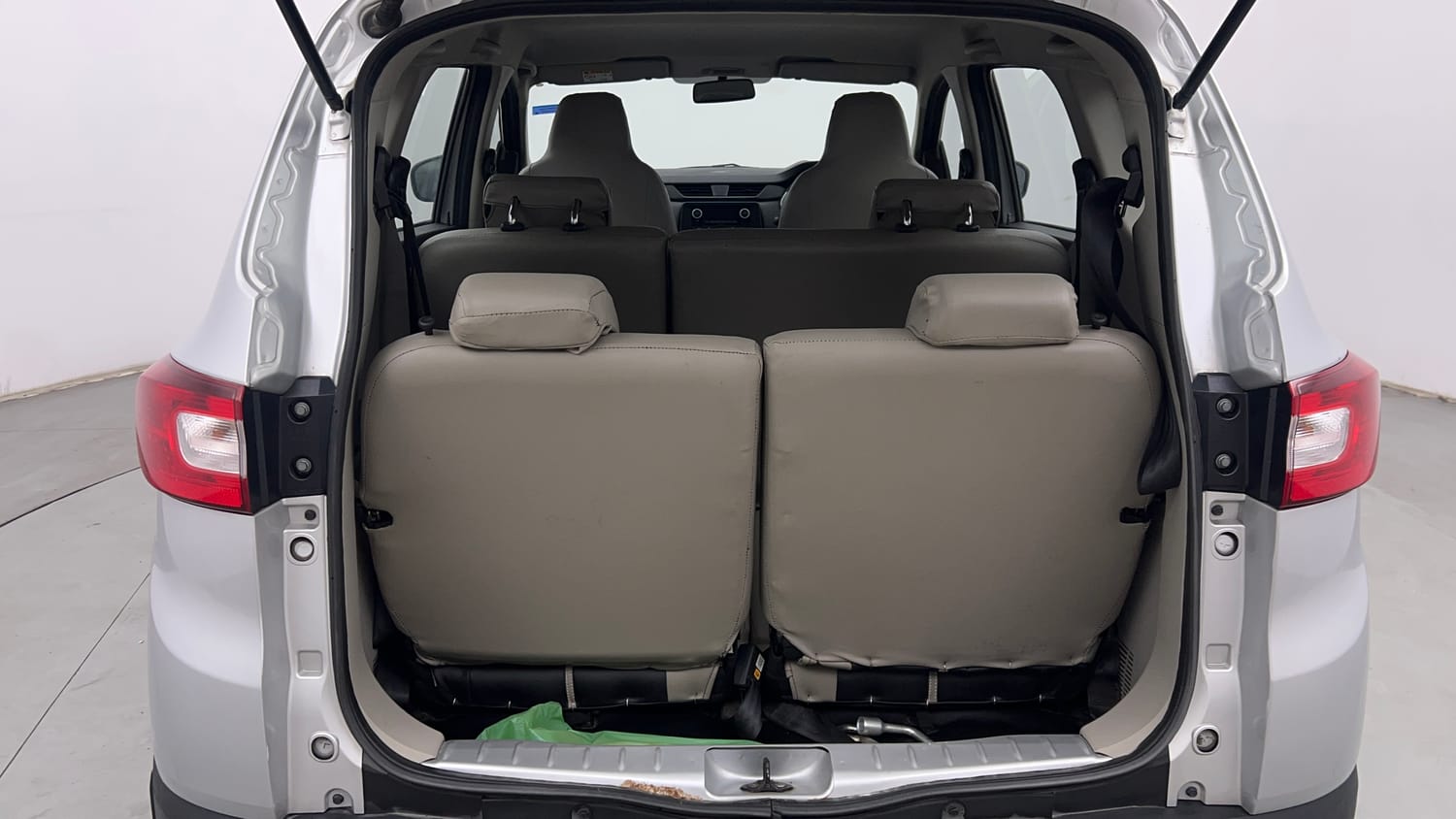 Used 2021 Renault Triber RXL Petrol Manual interior DICKY INSIDE VIEW