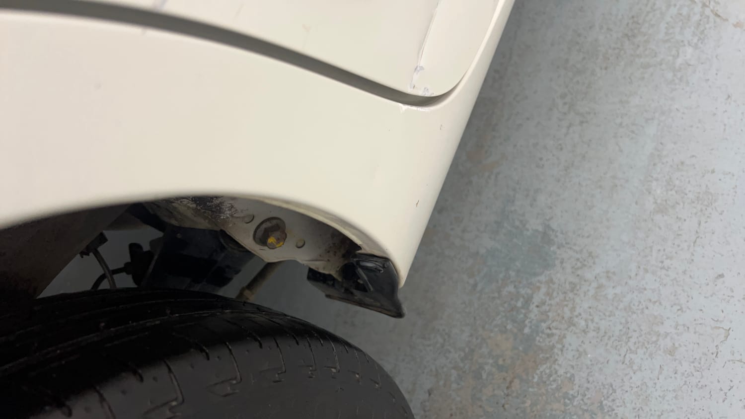 Used 2024 Maruti Suzuki Celerio ZXi Petrol Manual dents MINOR SCRATCH