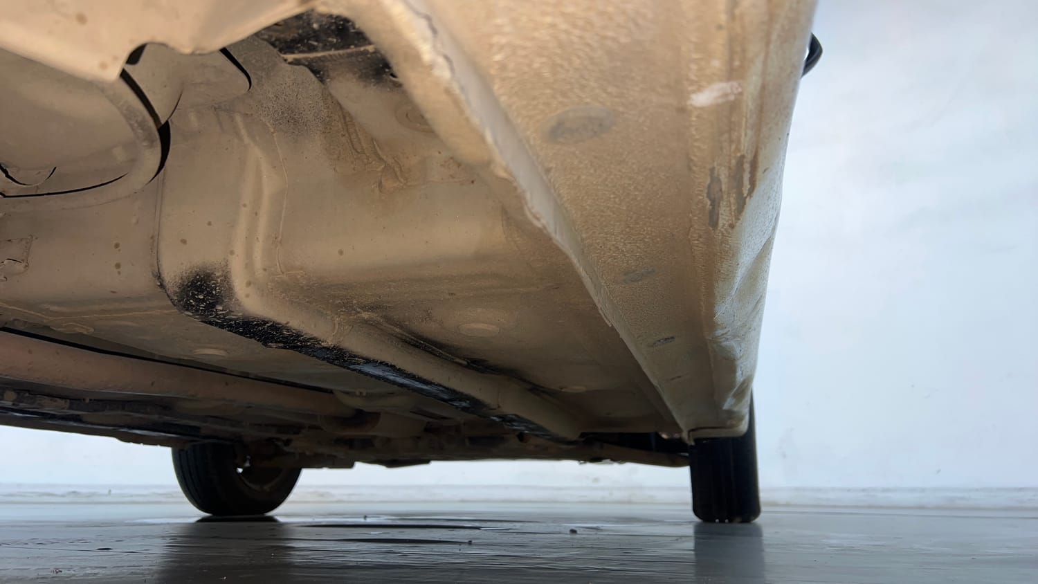 Used 2018 Hyundai Grand i10 Magna 1.2 Kappa VTVT Petrol Manual extra REAR RIGHT UNDERBODY VIEW