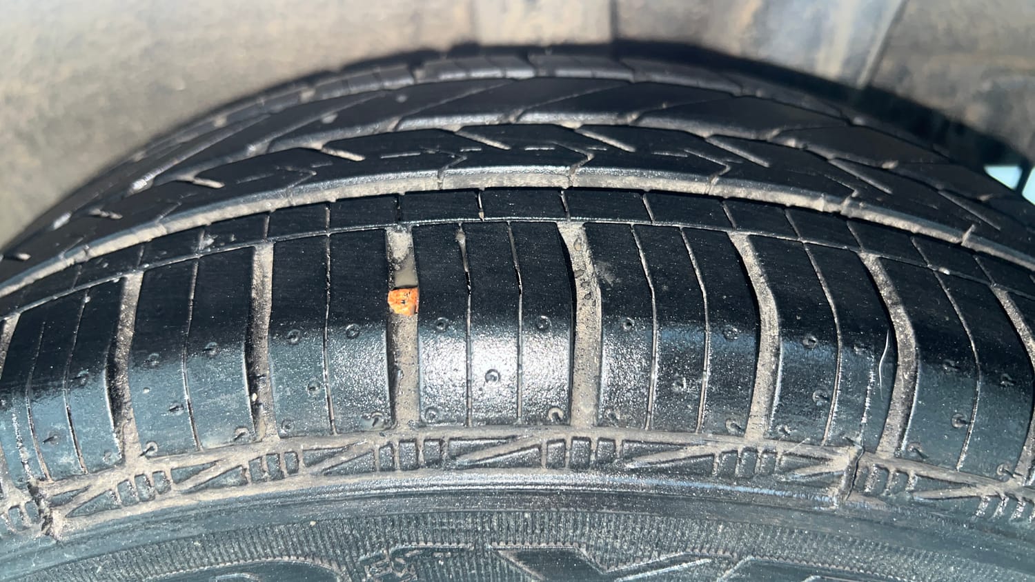 Used 2016 Hyundai Grand i10 Sportz 1.2 Kappa VTVT Petrol Manual tyres LEFT REAR TYRE TREAD VIEW