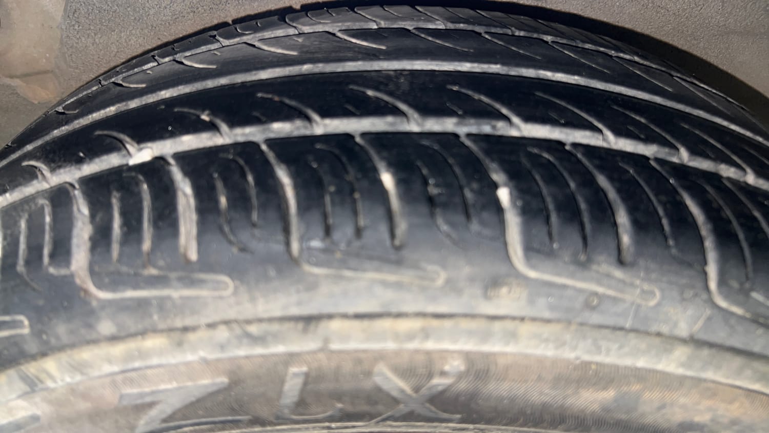 Used 2012 Hyundai i20 Era 1.2 Petrol Manual tyres RIGHT REAR TYRE TREAD VIEW