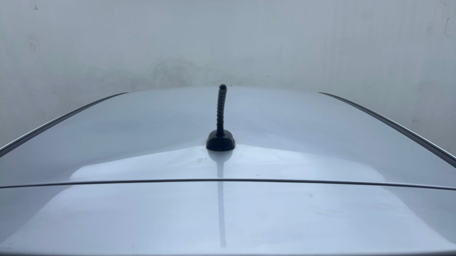Used 2018 Hyundai Elite i20 Asta 1.2 Petrol Manual exterior EXTERIOR ROOF VIEW