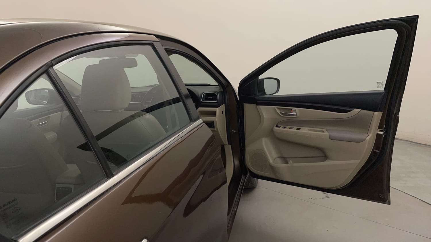 Used 2017 Maruti Suzuki Ciaz ZXI+ Petrol Manual interior RIGHT FRONT DOOR OPEN VIEW