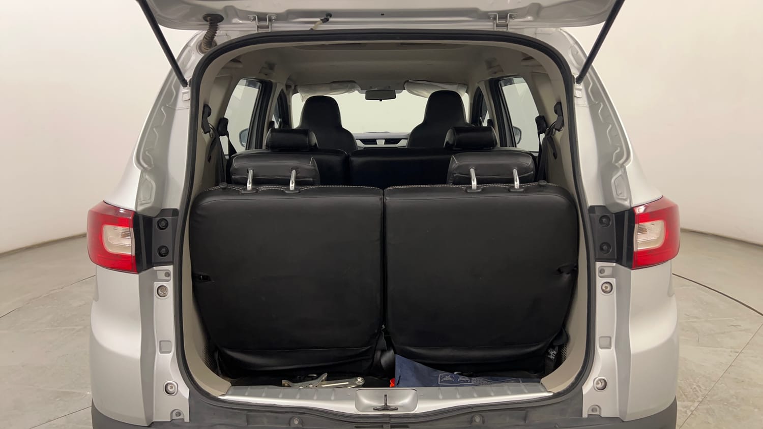 Used 2024 Renault Triber RXZ Petrol Manual interior DICKY INSIDE VIEW