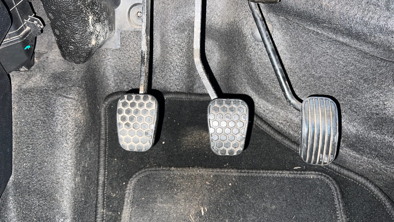 Used 2022 Tata Tiago XT Petrol Manual interior PEDALS VIEW