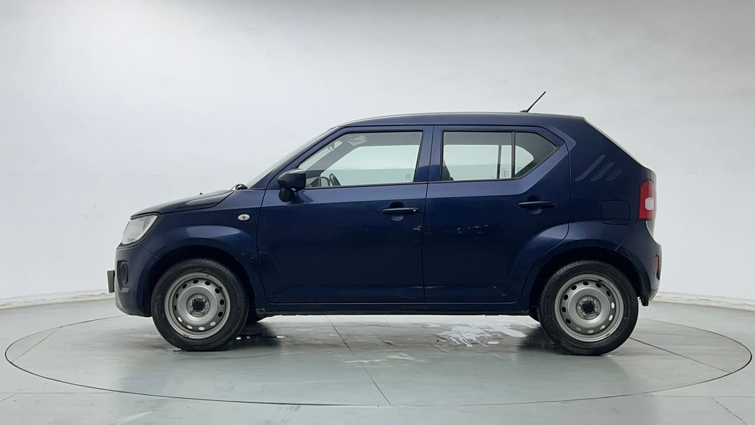 Used 2022 Maruti Suzuki Ignis Sigma 1.2 MT Petrol Manual exterior LEFT SIDE VIEW