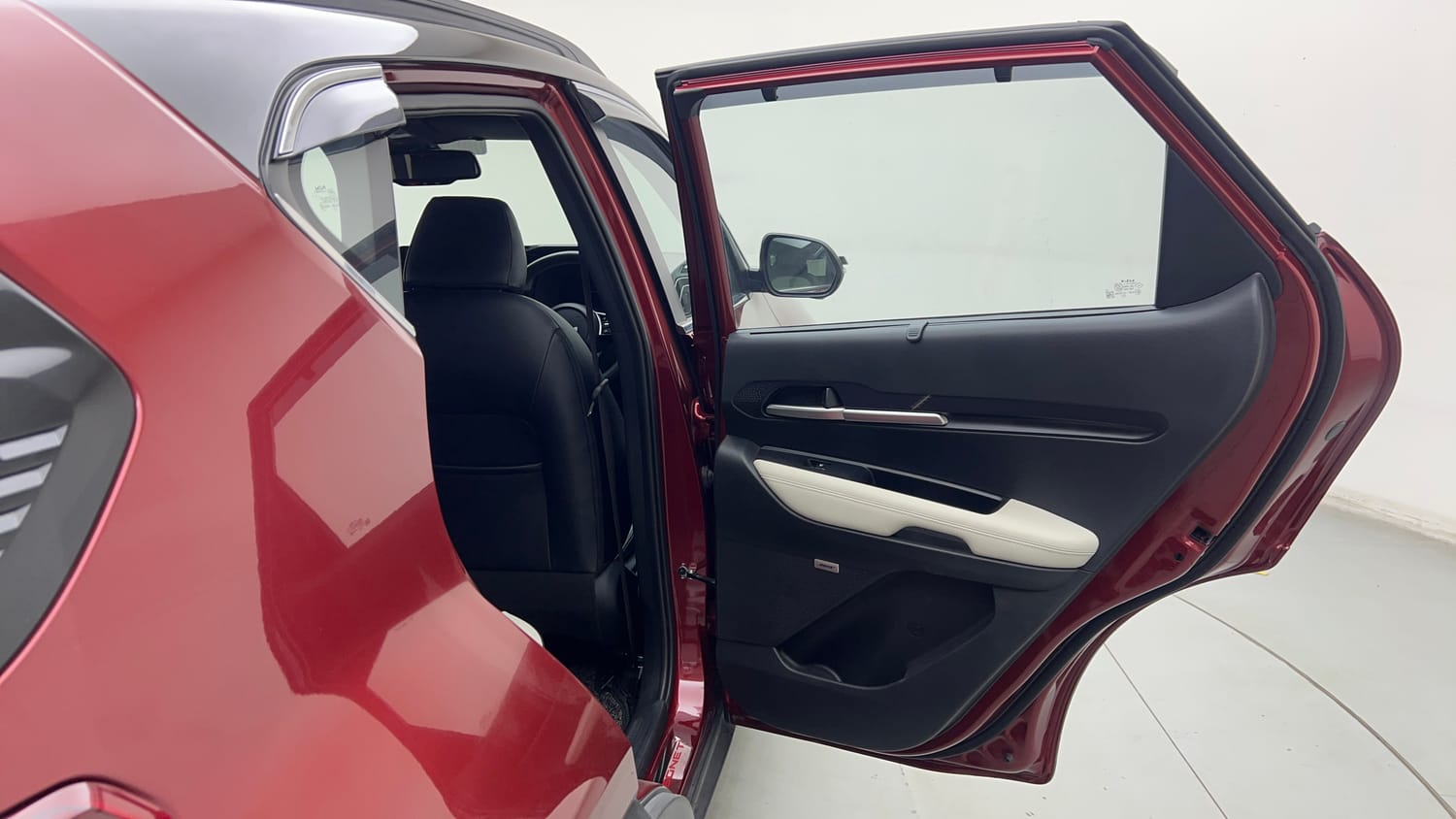 Used 2024 Kia Sonet GTX Plus 1.0 Turbo Petrol DCT Dual Tone Petrol Automatic interior RIGHT REAR DOOR OPEN VIEW