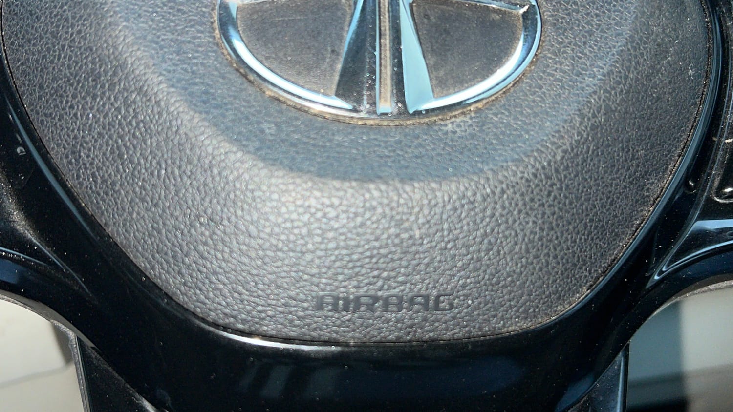 Used 2021 Tata Nexon XZ Plus Petrol Manual top_features Airbags