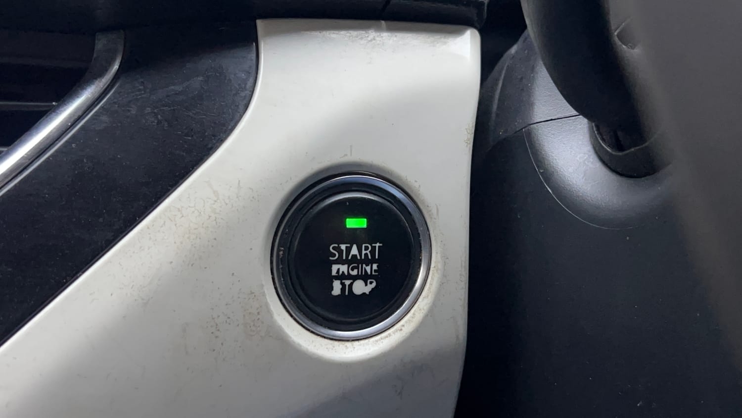 Used 2021 Tata Nexon XZ Plus Petrol Manual top_features Keyless start