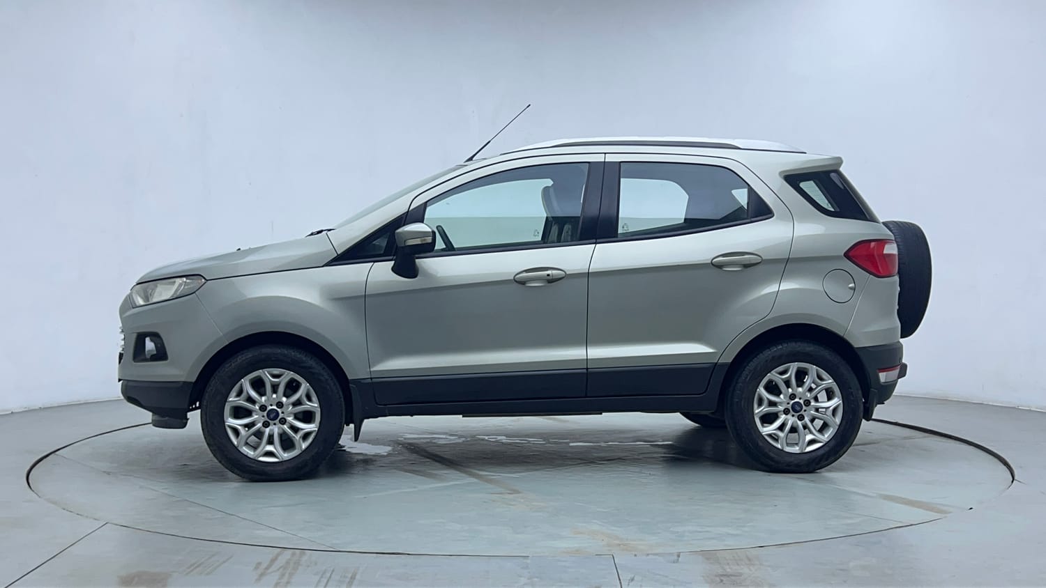 Used 2014 Ford EcoSport Titanium 1.5 TDCi (Opt) Diesel Manual exterior LEFT SIDE VIEW