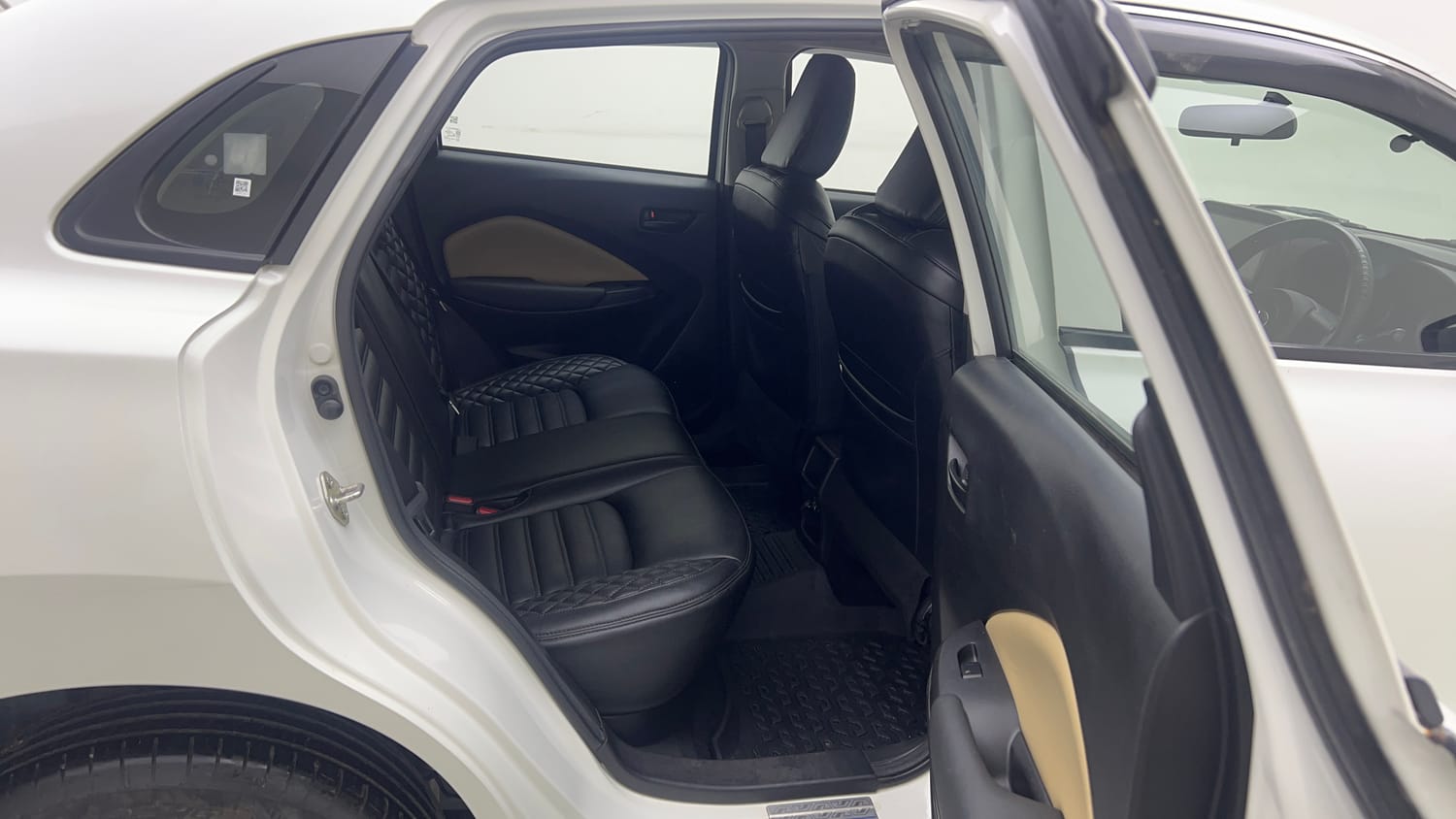 Used 2023 Toyota Glanza E Petrol Manual interior RIGHT SIDE REAR DOOR CABIN VIEW