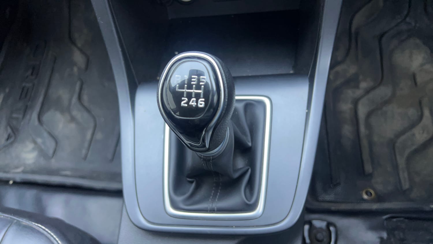 Used 2021 Hyundai Creta EX 1.5 Diesel Diesel Manual interior GEAR  KNOB VIEW