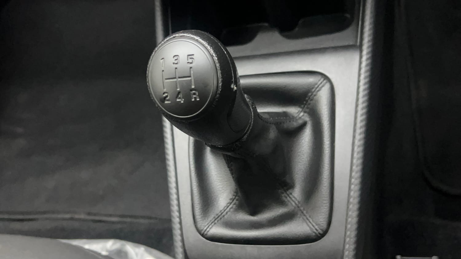 Used 2024 Maruti Suzuki Baleno Sigma MT Petrol Manual interior GEAR  KNOB VIEW