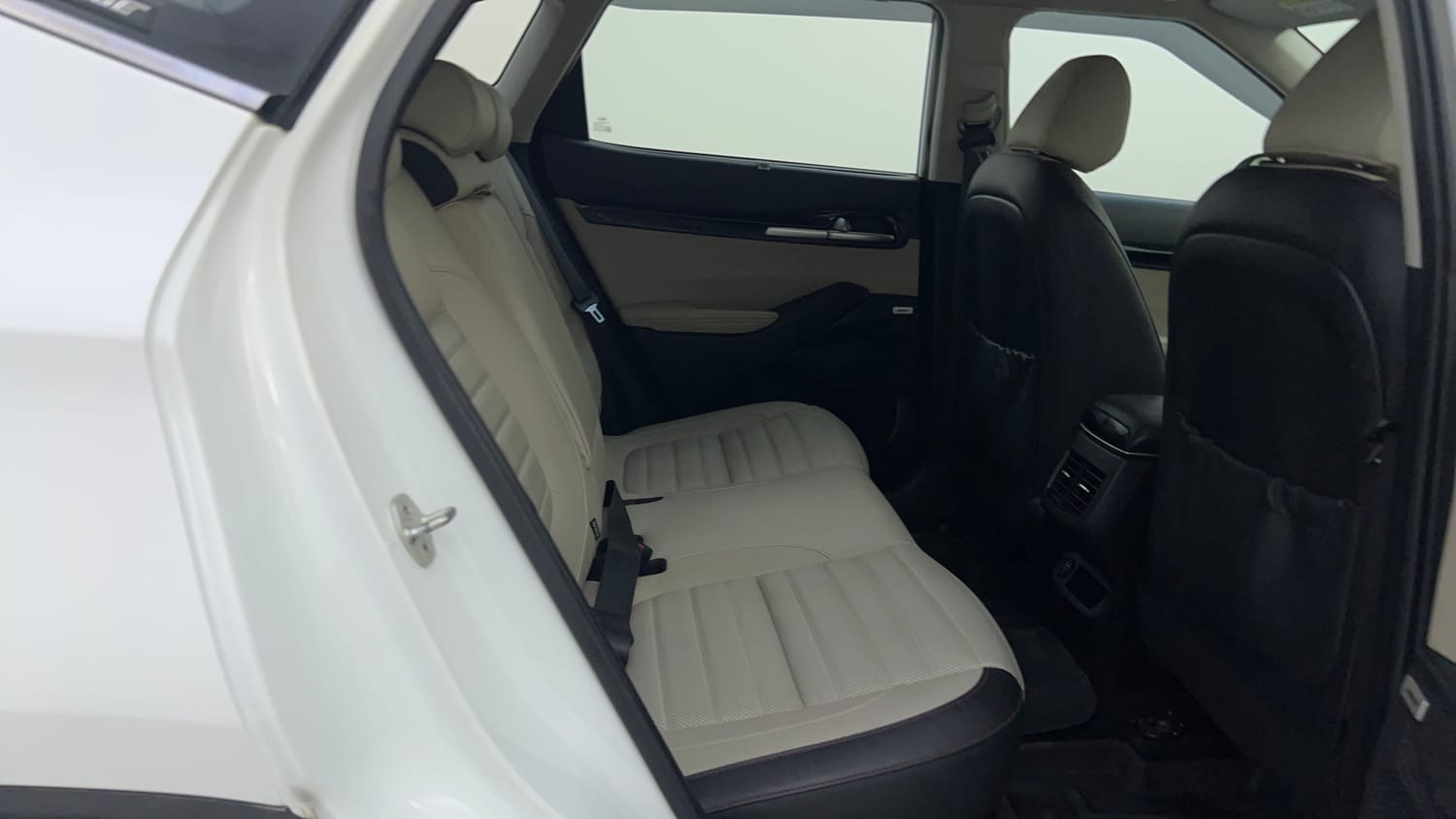Used 2020 kia Seltos GTX Plus DCT 1.4 Petrol Automatic interior RIGHT SIDE REAR DOOR CABIN VIEW