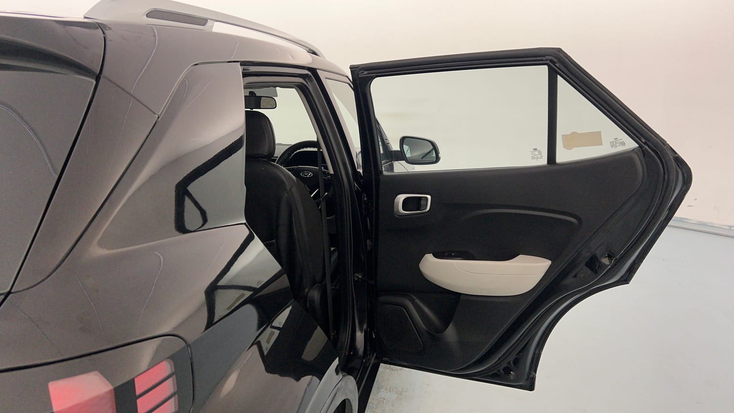 Used 2023 Hyundai Venue S (O) 1.2 Petrol Petrol Manual interior RIGHT REAR DOOR OPEN VIEW