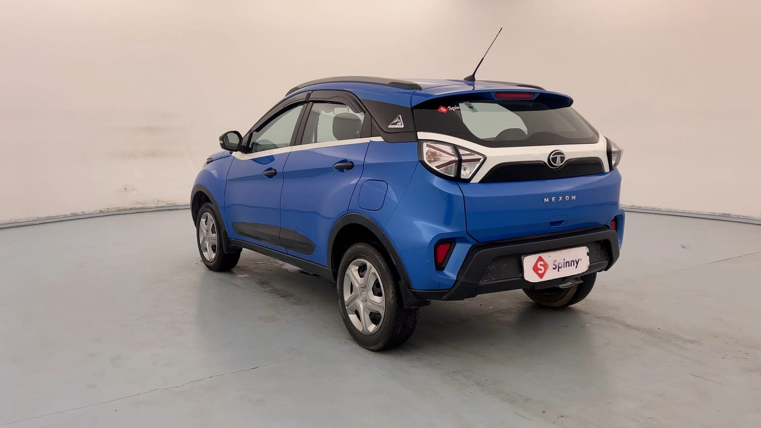 Used 2020 Tata Nexon XM (S) Petrol Manual exterior LEFT REAR CORNER VIEW