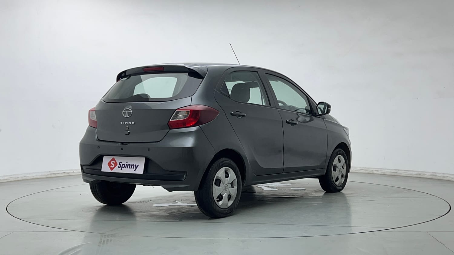Used 2022 Tata Tiago XT Petrol Manual exterior RIGHT REAR CORNER VIEW