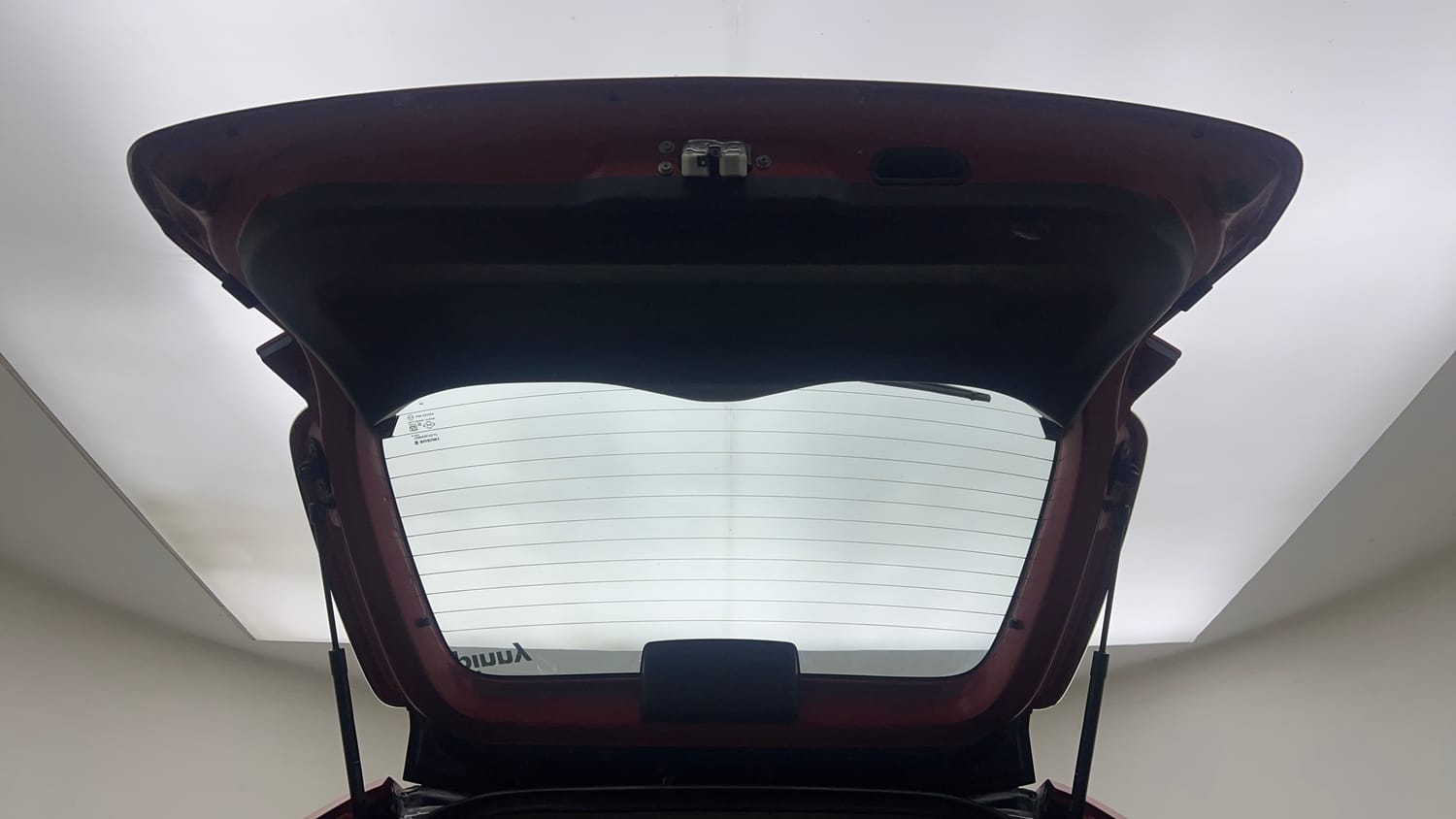 Used 2017 Maruti Suzuki Ignis Zeta 1.2 AMT Petrol Automatic interior DICKY DOOR OPEN VIEW