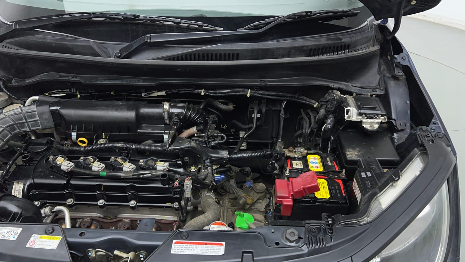 Used 2022 Maruti Suzuki Ignis Sigma 1.2 MT Petrol Manual engine ENGINE LEFT SIDE VIEW