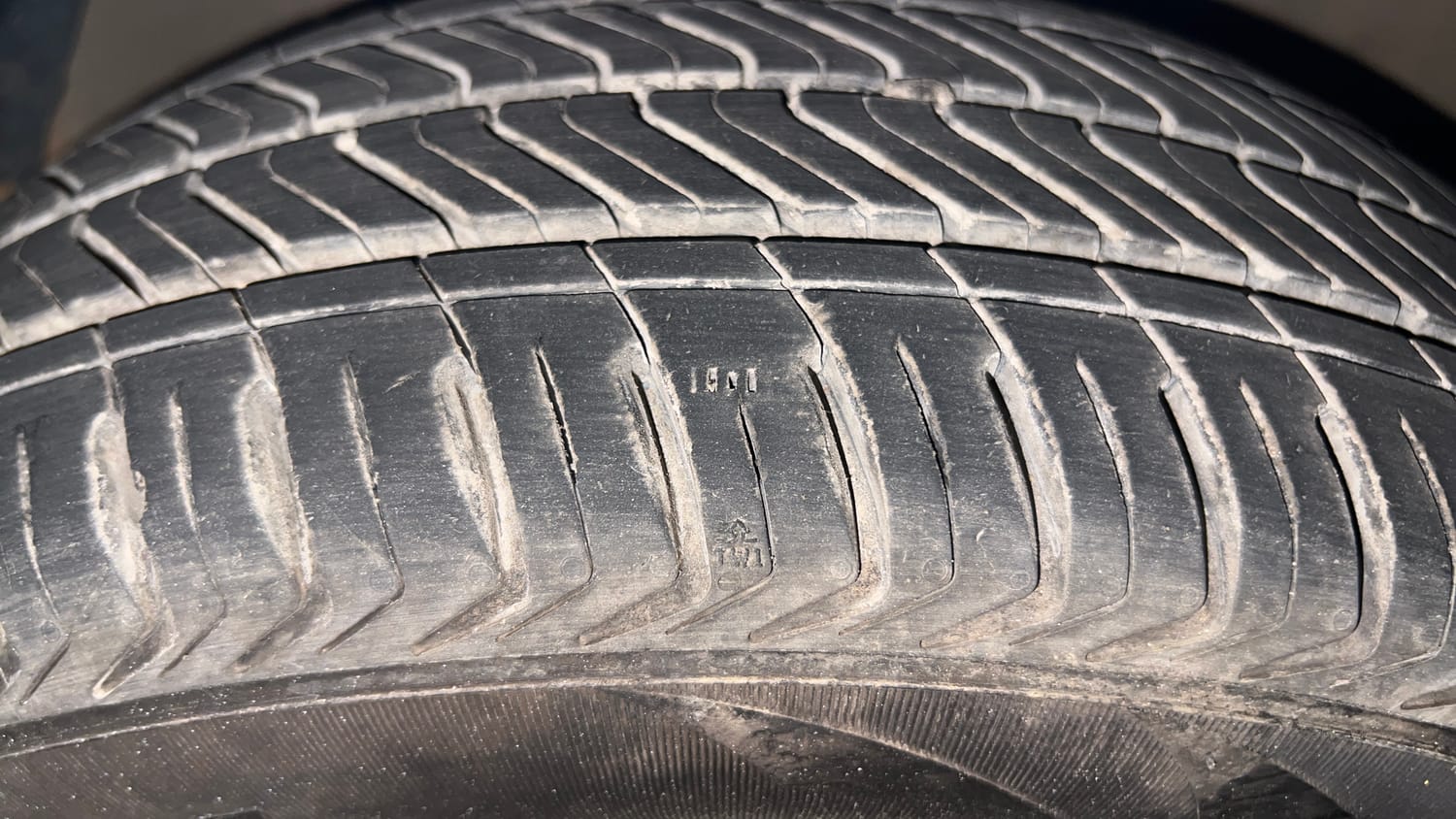 Used 2012 Hyundai i20 Era 1.2 Petrol Manual tyres LEFT FRONT TYRE TREAD VIEW