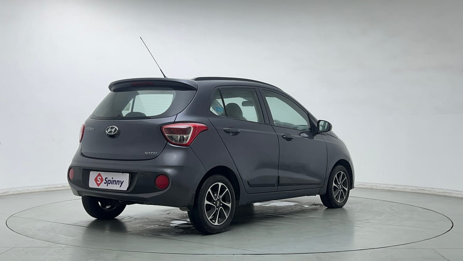 Used 2018 Hyundai Grand i10 Sportz AT 1.2 Kappa VTVT Petrol Automatic exterior RIGHT REAR CORNER VIEW