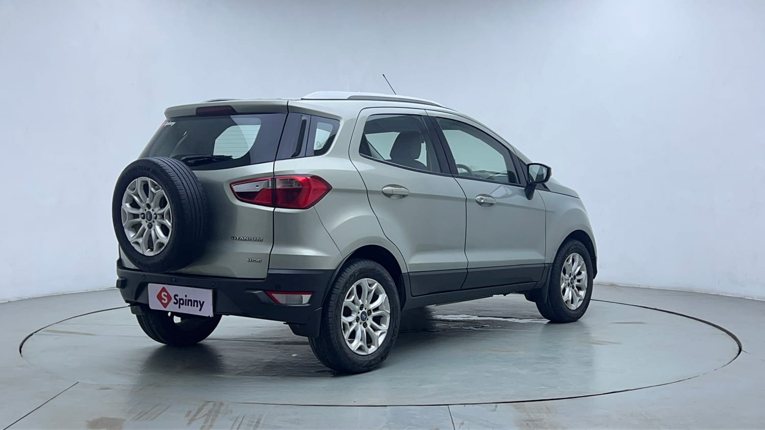 Used 2014 Ford EcoSport Titanium 1.5 TDCi (Opt) Diesel Manual exterior RIGHT REAR CORNER VIEW