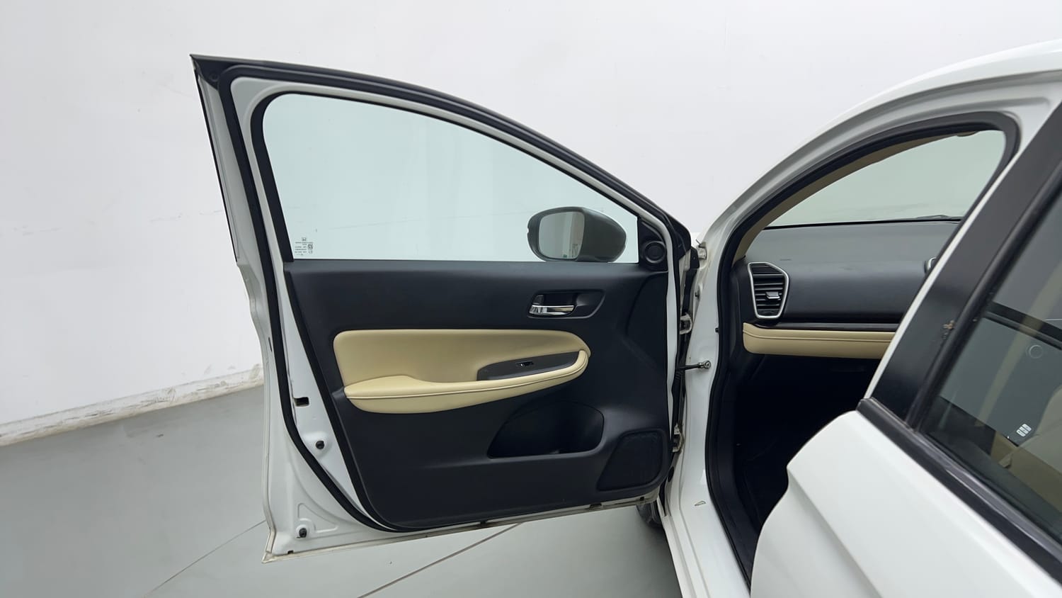 Used 2021 Honda City ZX Petrol Petrol Manual interior LEFT FRONT DOOR OPEN VIEW