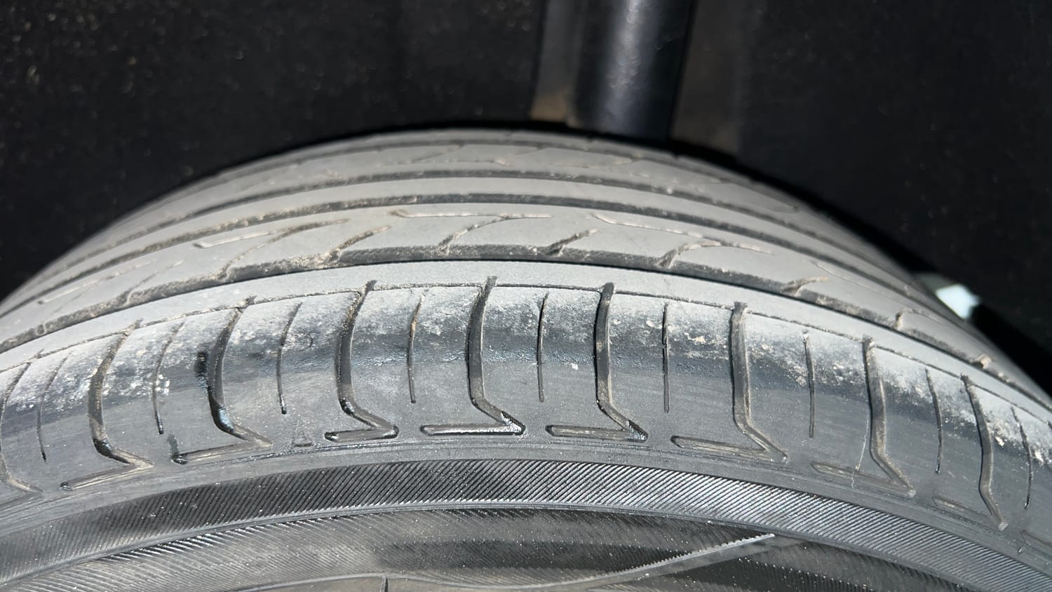 Used 2020 Maruti Suzuki Baleno Zeta Petrol Manual tyres LEFT REAR TYRE TREAD VIEW