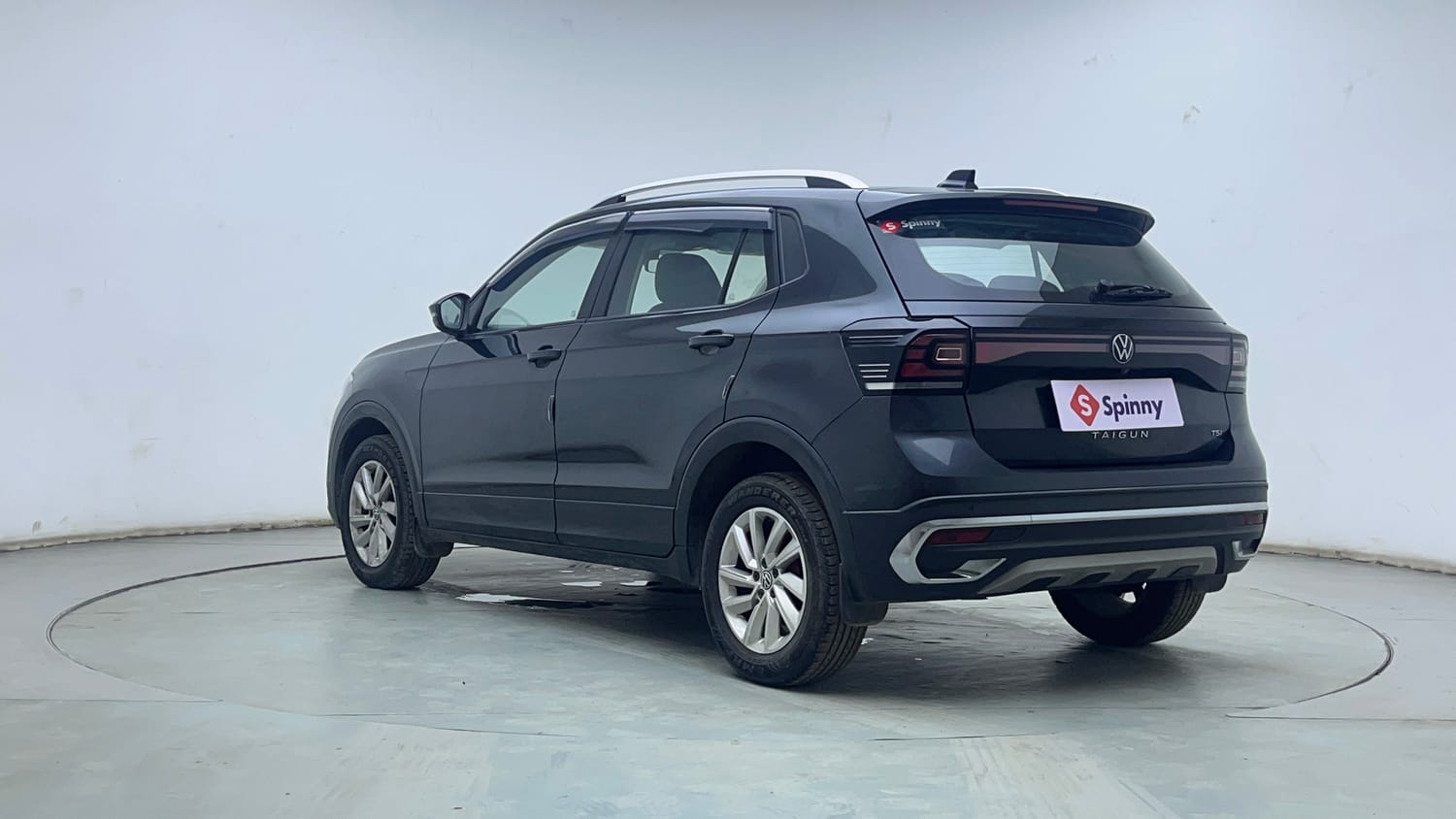 Used 2023 Volkswagen Taigun Highline 1.0 TSI MT Petrol Manual exterior LEFT REAR CORNER VIEW