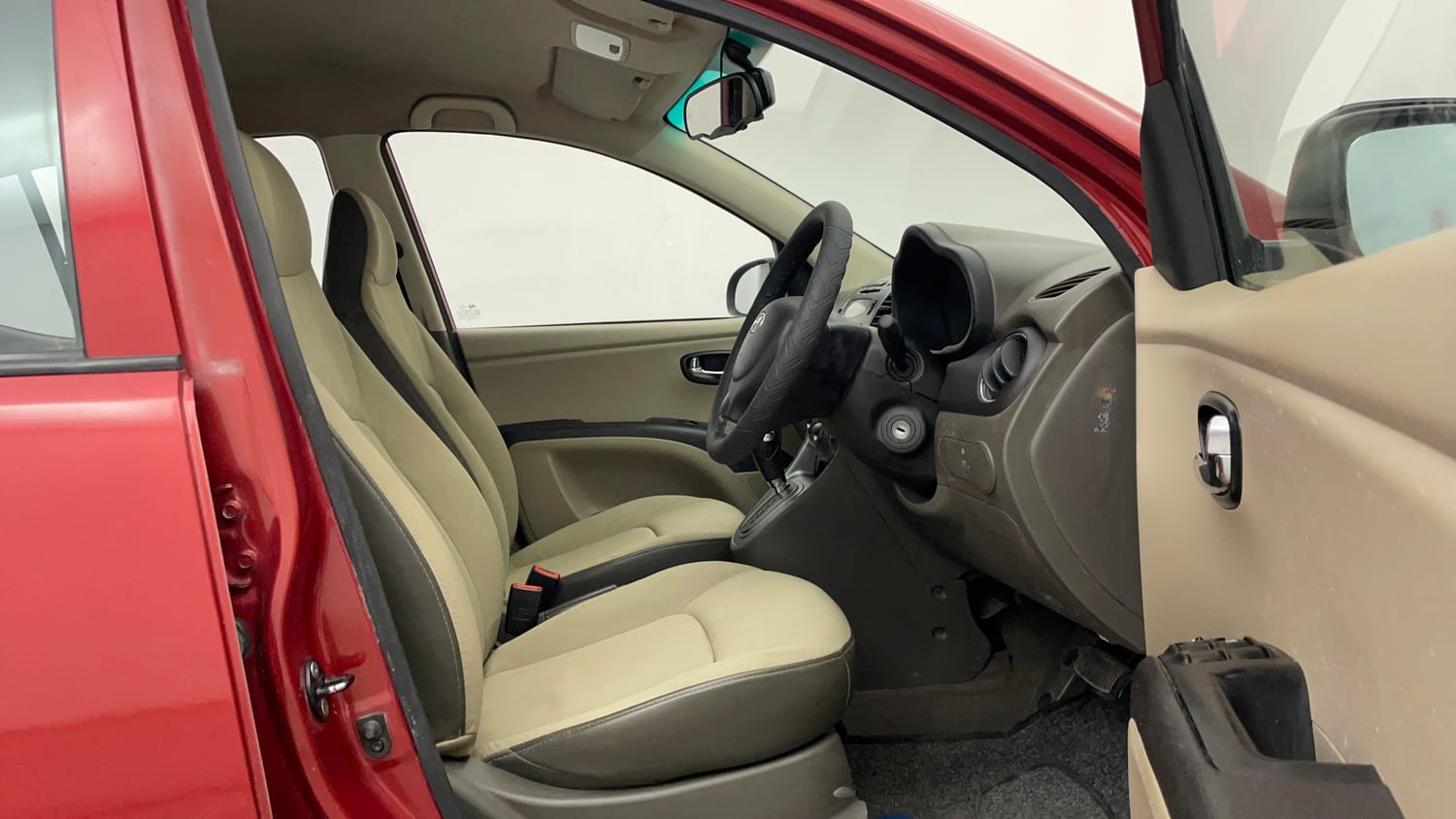 Used 2012 Hyundai i10 Sportz 1.2 AT Kappa2 Petrol Automatic interior RIGHT SIDE FRONT DOOR CABIN VIEW