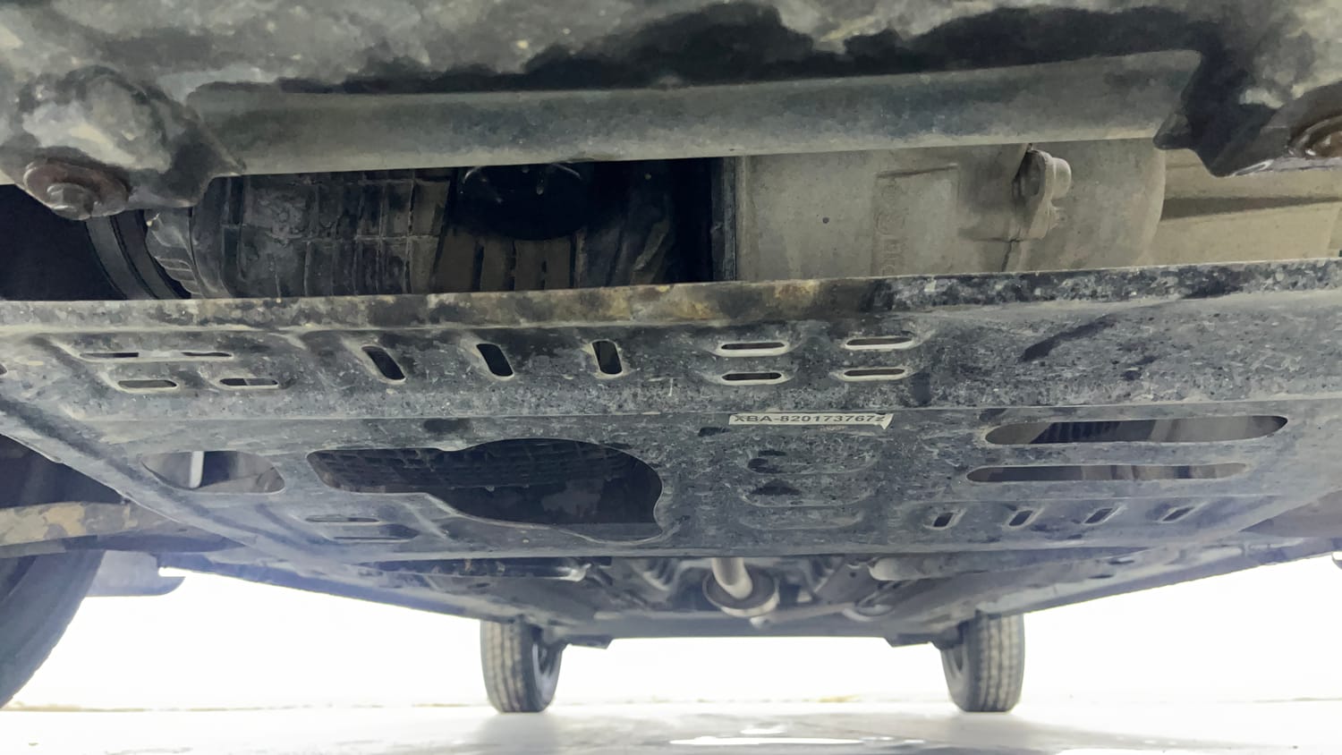 Used 2020 Renault Kwid CLIMBER 1.0 AMT Opt Petrol Automatic extra FRONT LEFT UNDERBODY VIEW