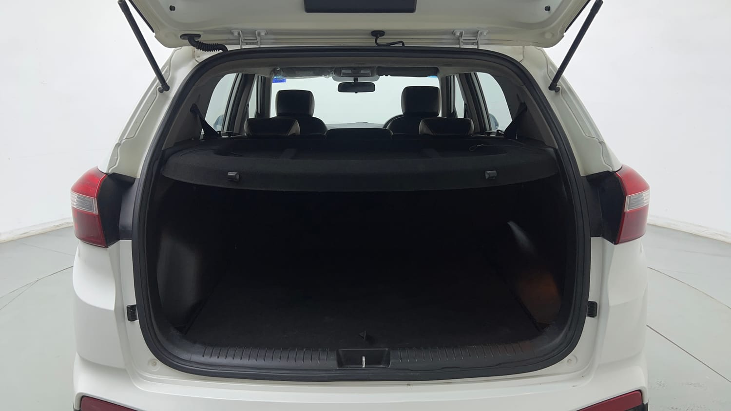 Used 2016 Hyundai Creta 1.6 SX Plus Petrol Petrol Manual interior DICKY INSIDE VIEW
