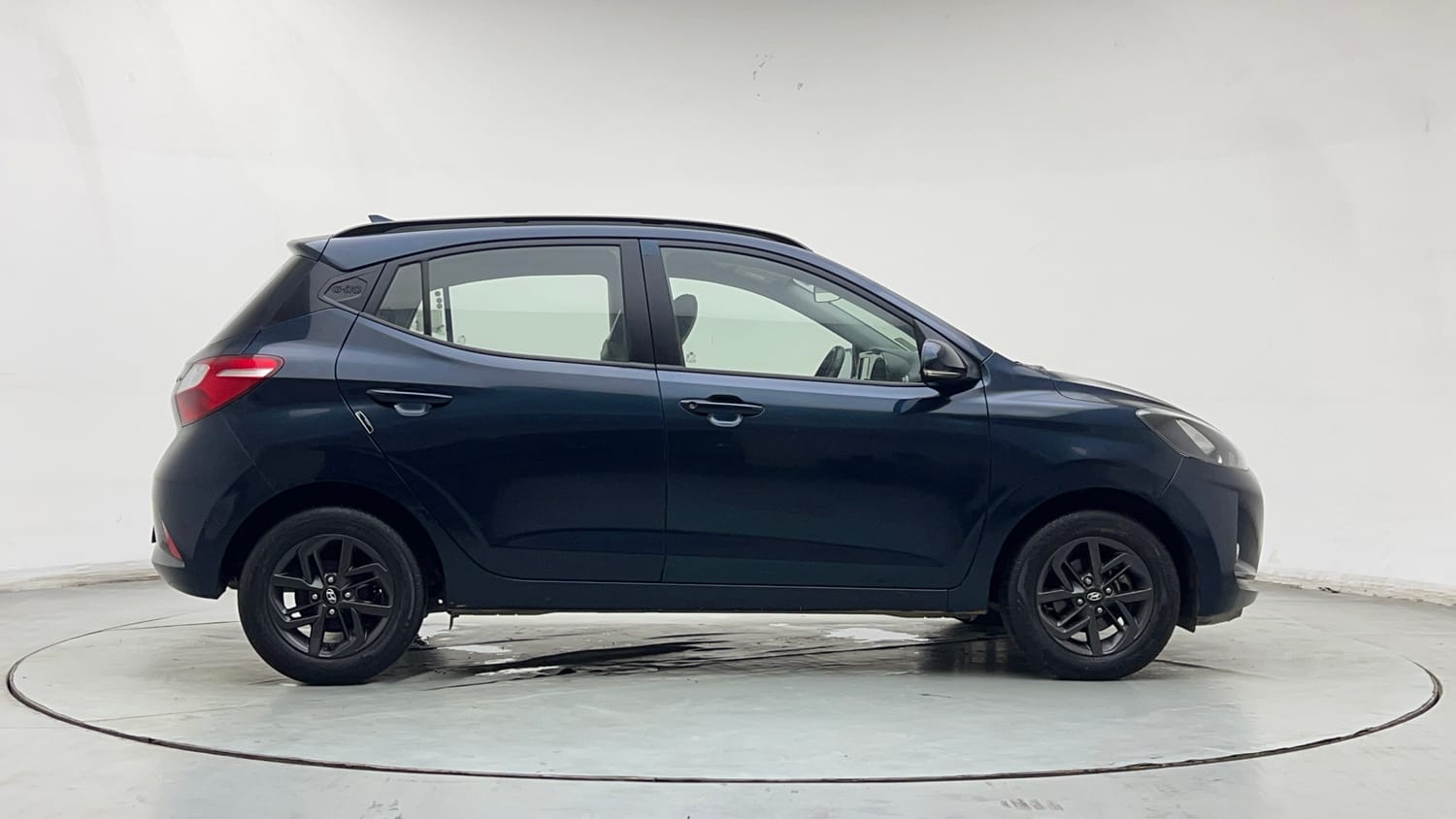 Used 2021 Hyundai Grand i10 Nios Sportz 1.2 Kappa VTVT Petrol Manual exterior RIGHT SIDE VIEW