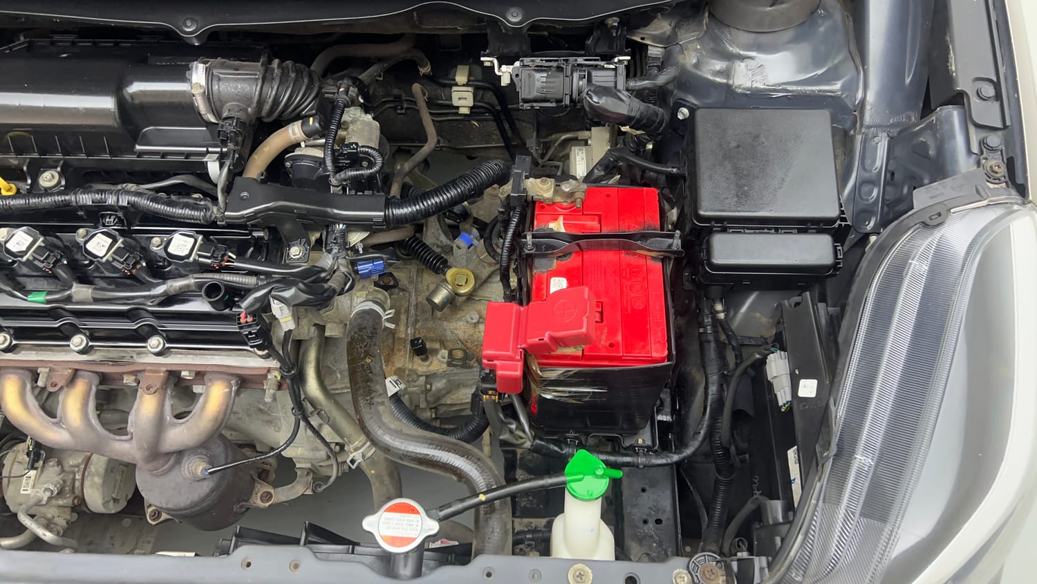 Used 2020 Maruti Suzuki Baleno Delta Petrol Manual engine ENGINE LEFT SIDE VIEW